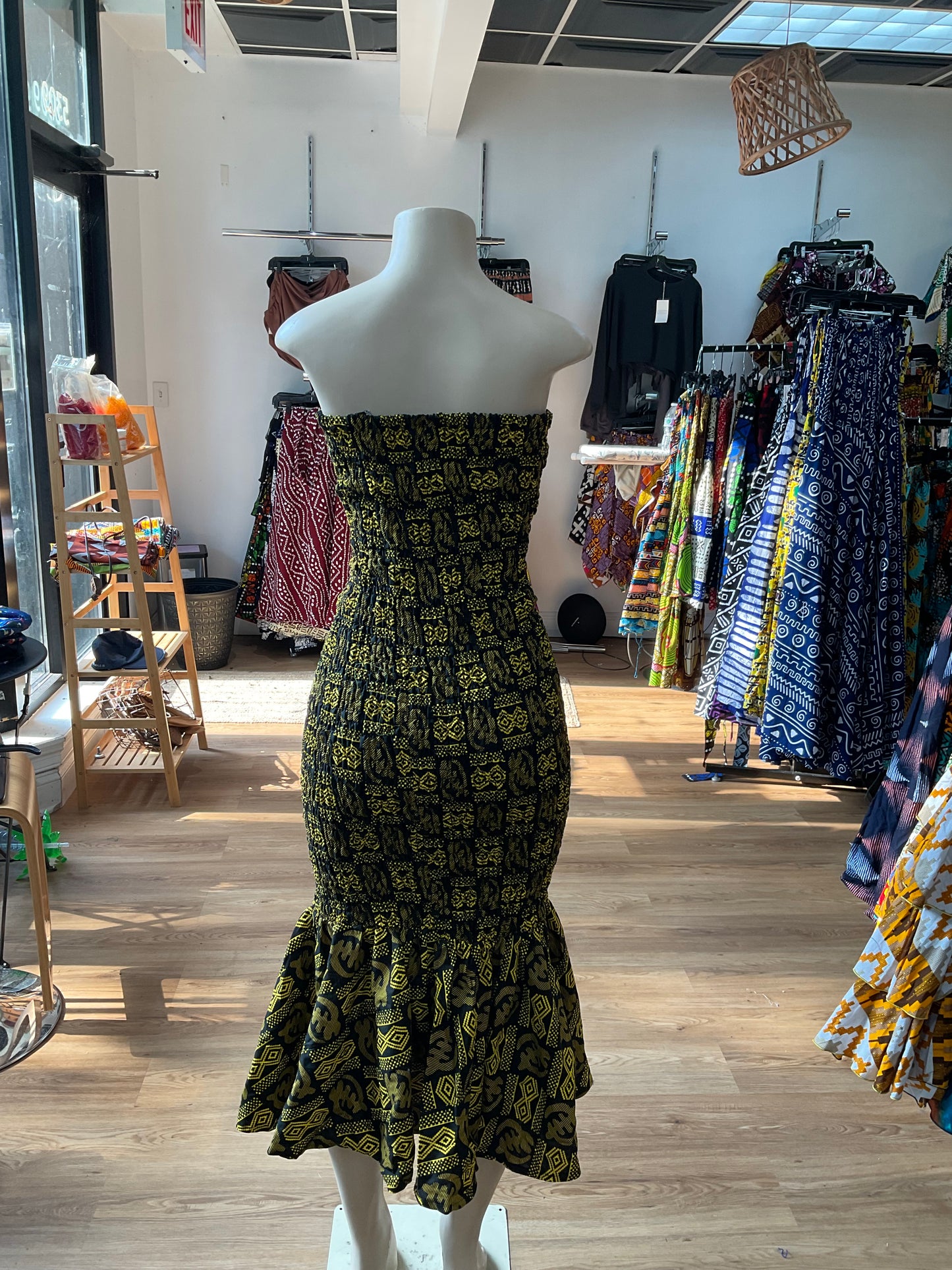 Sleeveless tube dress yellow black