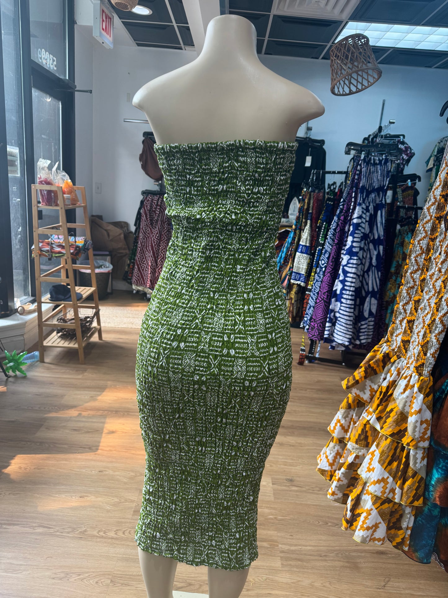 Sleeveless tube dress green