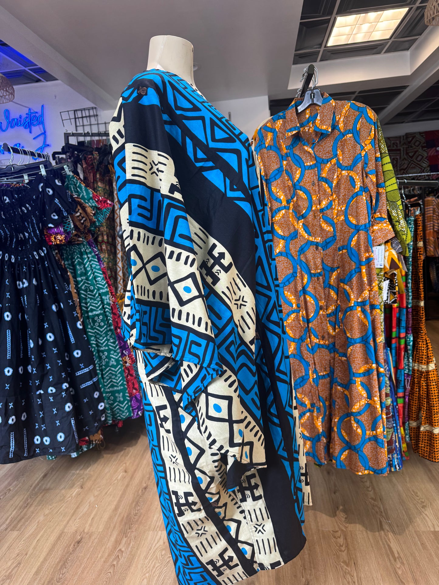 Batwing dress blue and black