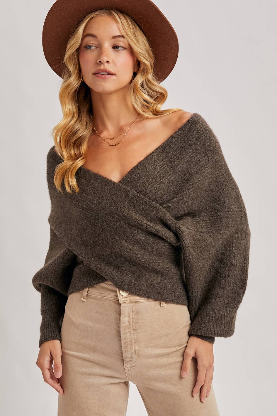 WRAP CROSSOVER RIBBED FUZZY KNIT SWEATER PULLOVER: ASH / M/L
