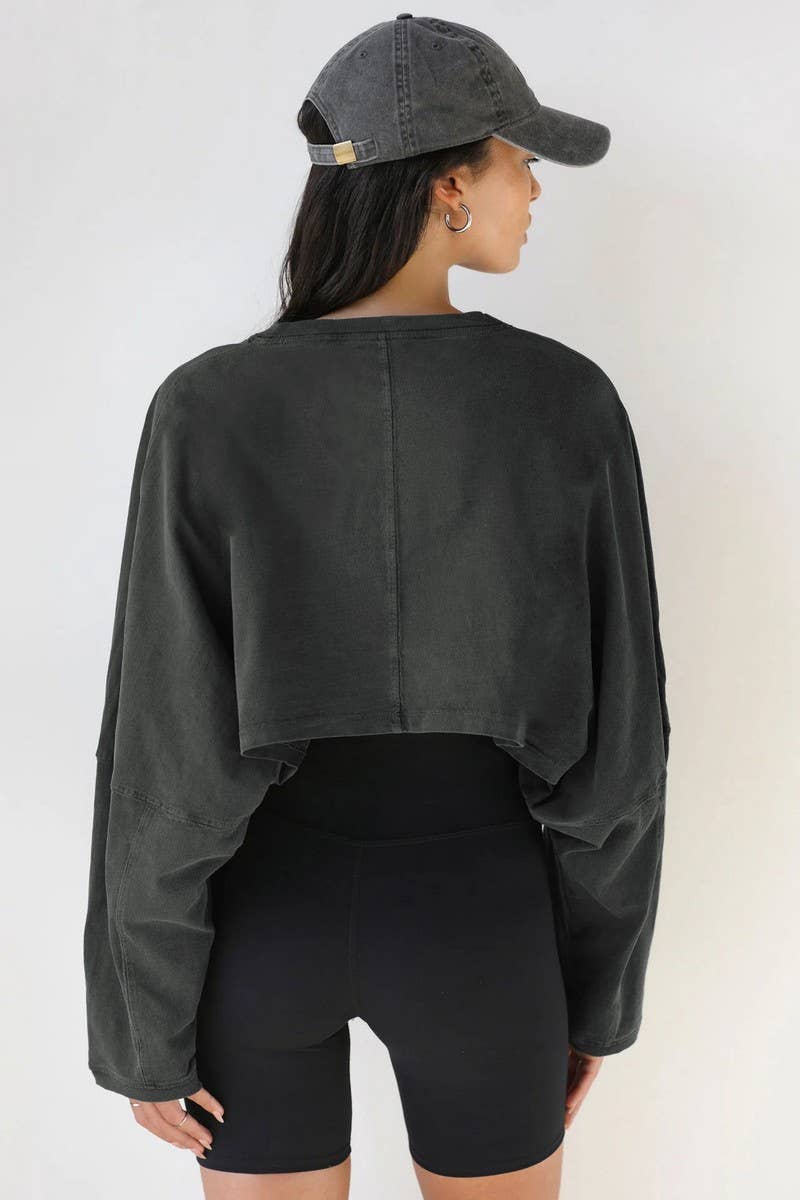 SHORT CROPPED ROUND NECK SWEATSHIRT