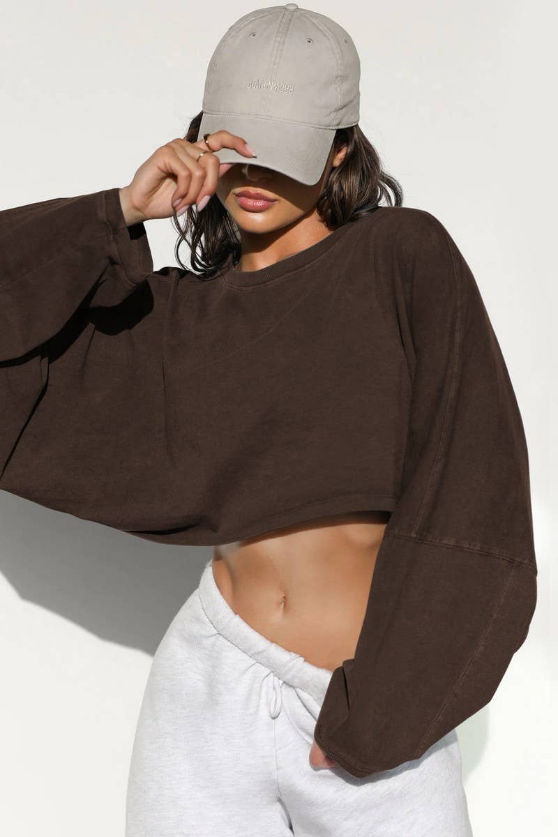 SHORT CROPPED ROUND NECK SWEATSHIRT