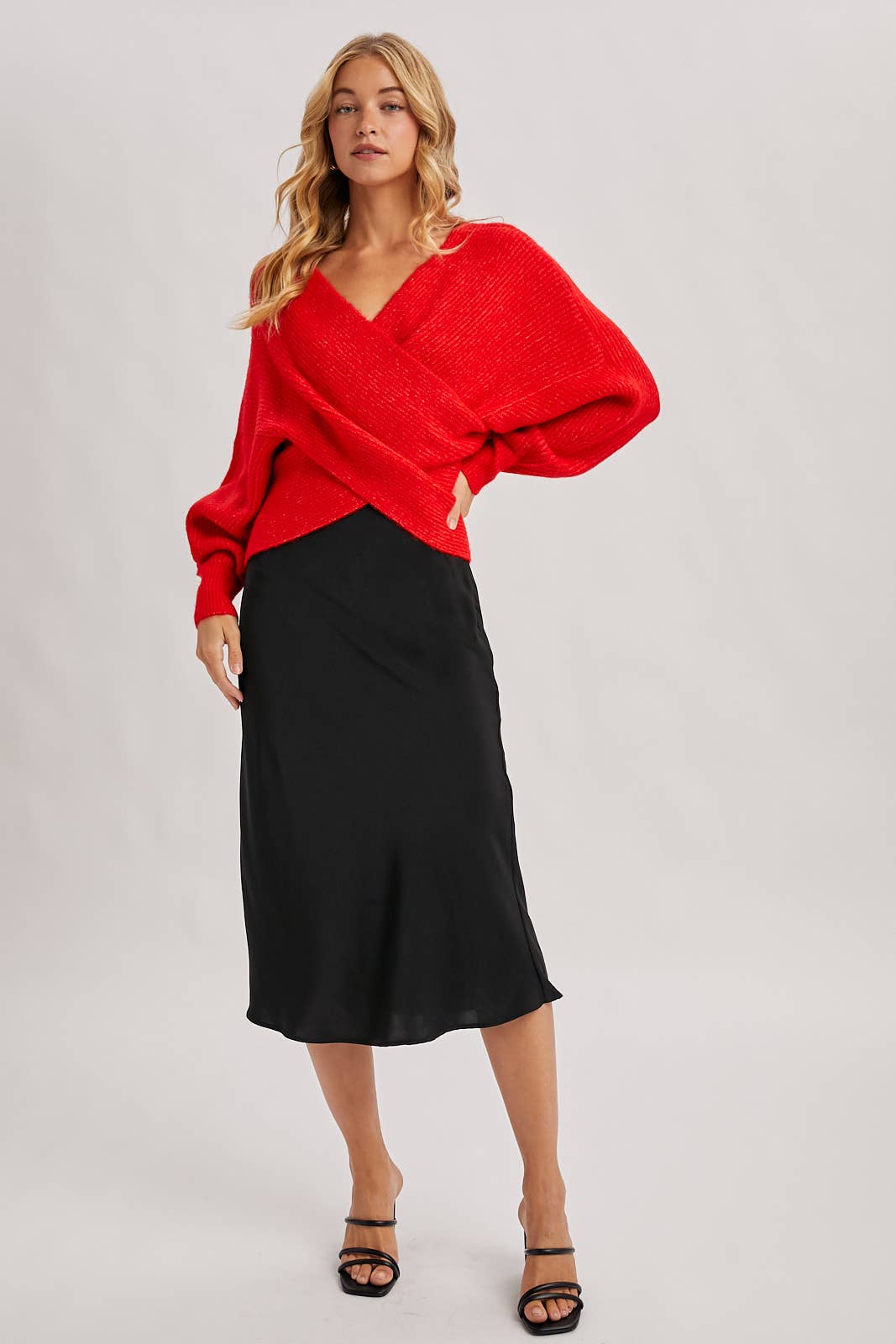 WRAP CROSSOVER RIBBED FUZZY KNIT SWEATER PULLOVER: ASH / S/M