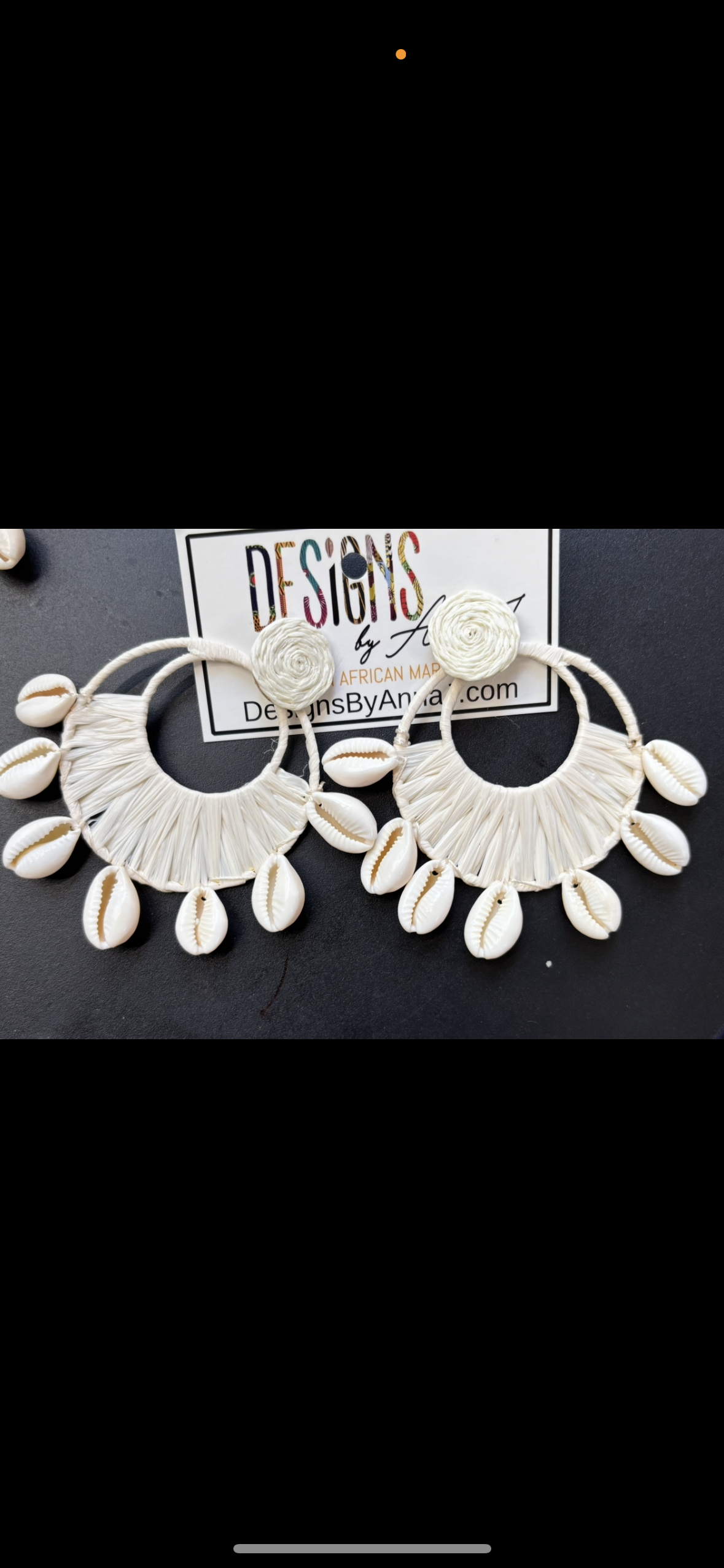 Cowrie Earrings White