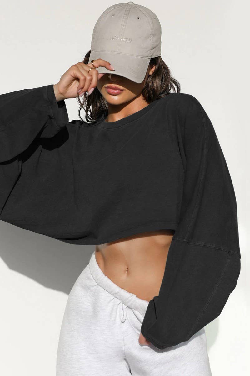 SHORT CROPPED ROUND NECK SWEATSHIRT